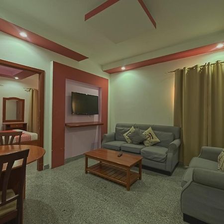 Platinium Hotel Apartments Сиб Екстериор снимка